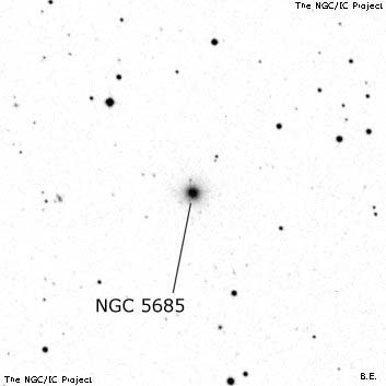 Negativní snímek oblohy NGC 5685